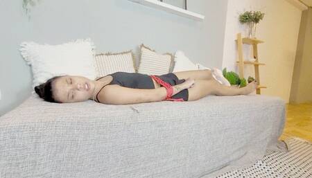 MAKING THE SLAVE SUFFER BY DESTROYING HER CHEST WITH DOUBLE THE WEIGHT - BY RUBY AND QUEEN MEGERA - FULL VERSION IN FULL HD