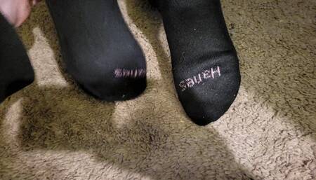 Kneeling sole scrunch with sock removal