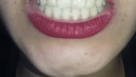 Show my mouth and teeth 01