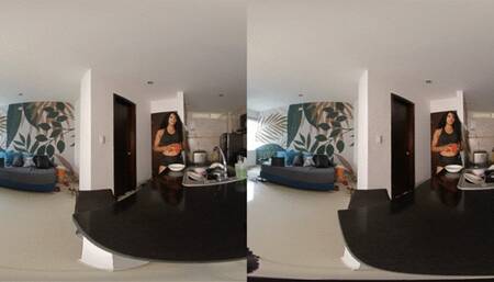 Brenda Biceps VR Video 16 - Armwrestling