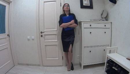 SECRETARY WITH SORE FOOT 10