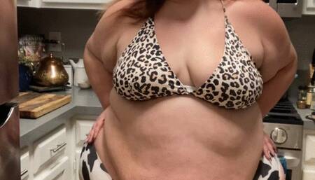 SSBBW Feedee Chugs Eggnog and Weighs In