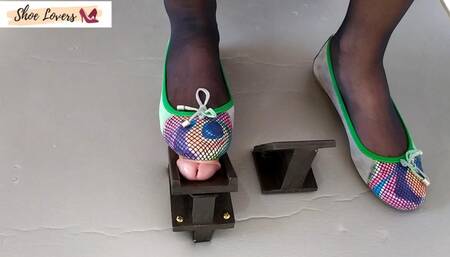 Multicolor flats pedal pumping shoejob 1080 resolution