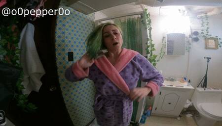 FUCK A FAN 4K SHOWER EDITION