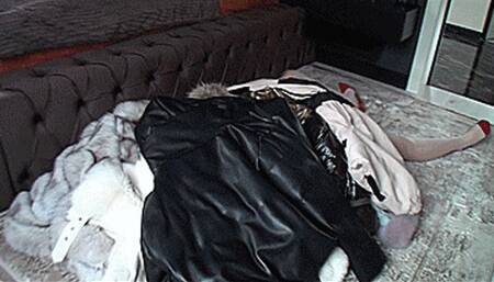 Stuck in a pile (1920x1080 HD) MOV