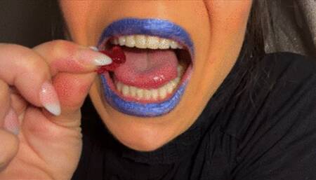 LUDOVICA LUXURY -SHARP AND POINTY TEETH -HD