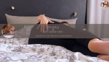 close up of amateur WIFE playing with her pussy