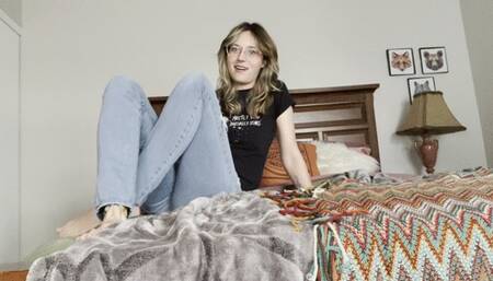 You love to Worship my feet