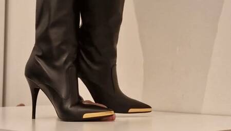 Lady Latisha - CBT Trample Board - STELLA Mc CARTNEY Stilettos Booties - Close Up - FHD