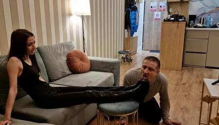 Goddess Ellyah and Faith - boots cleaner for bizarre Domme