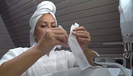 Sensual brushing my teeth Tb