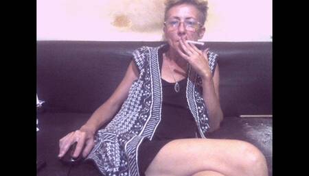 heavy dresses smoker sexygeny