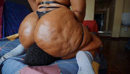 Big booty milf tries a live cushion