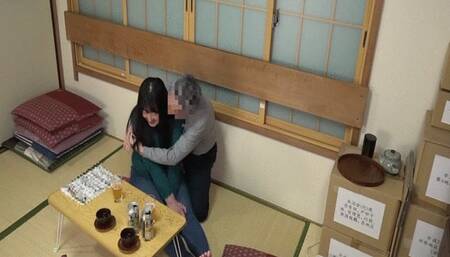 MATURE ASIAN AFTERNOON OF SHIBUYA