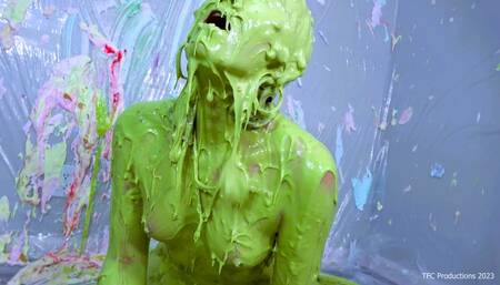 Topless Daisy Slop Hits, Head Dunks and Slop Sits