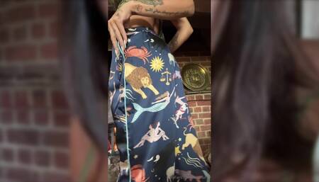 Mia Khalifa Fireplace Striptease Onlyfans Video Leaked