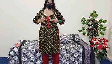 Big Boobs Pakistani Curvy MILF Dildo Riding