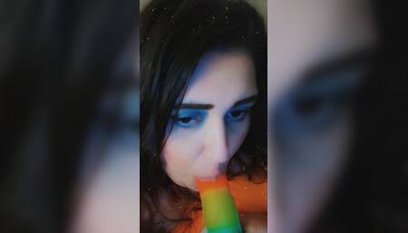 SSBBW Slut Sucks Dildo