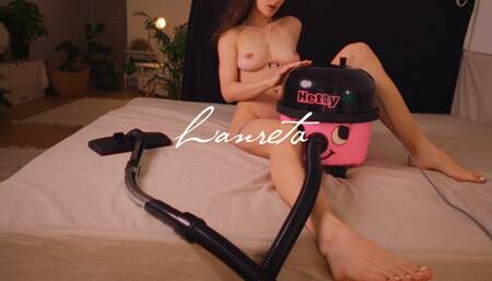 Ground Nozzle Tit And Pussy Sucking With Peeing