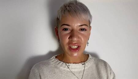 Ruslana From Ukraine Feels Pure Delight While Stepping On Balls - Black Shoes - Russian Language - UHD 3840x2160 - 4K