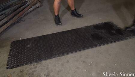 SHEELA SINNER - TRAMPLING GAMES