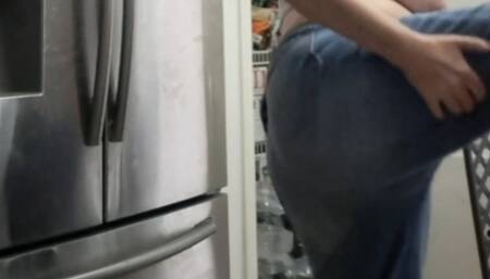 FRESH FARTS CUM SMELL EM