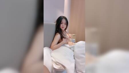 肤白貌美极品小女人的诱惑