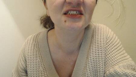 Blue teeth is my hit