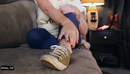 SOCKS AND CONVERSE REMOVAL