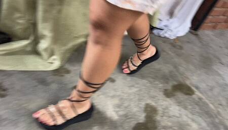 Victoria warms up the car barefoot