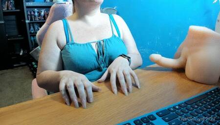 Light Scratching with DildoDude