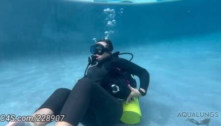 Foot Fetish SCUBA Blaize Matrix