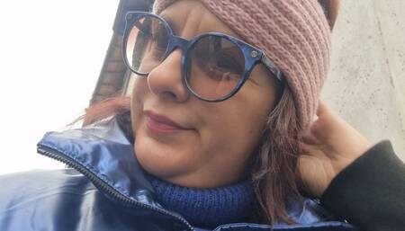 I fart on the street inside my tight jeans 1080HD