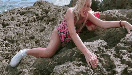 Stuck in a gorge Part2 MP4 (1280*720) HD