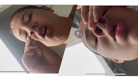 1080P Innocent giantess goes to the doctor to check her nose