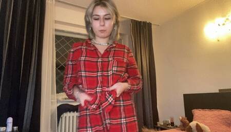 Striptease while taking big loud farts , farting while twerking