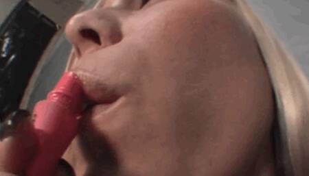 Lipstick & Smoke - Jenn