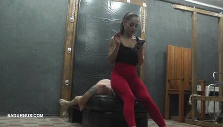 Mistress Nomi sits on her slave's face to smoke! mp4