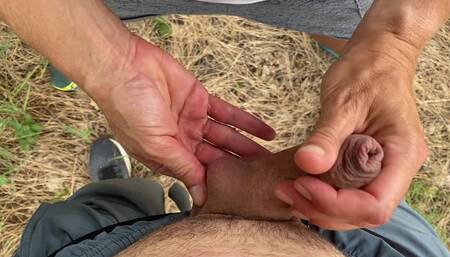 The Cheating Wife Invites Me to Run. in the Park Gives Me a Hand Job, We Fuck and She Sucks My Cock