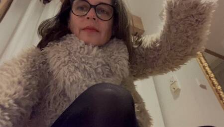 Behind The Scenes - Fur and pantyhose (2022) (MP4)