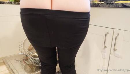 Rose Kelly Kitchen Nipple Tease Video Leaked