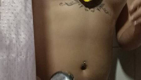 blow-up-a-balloon-in-the-shower