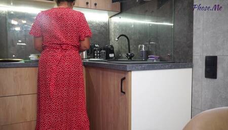 Mature Cooking in Kitchen Gets Her Dress Pulled up and Hose Ripped for a Good Fuck