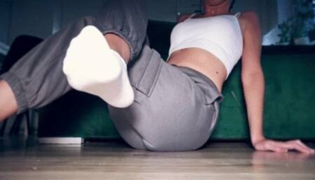 My brother's friend is a perverted voyeur mp4 FULL HD