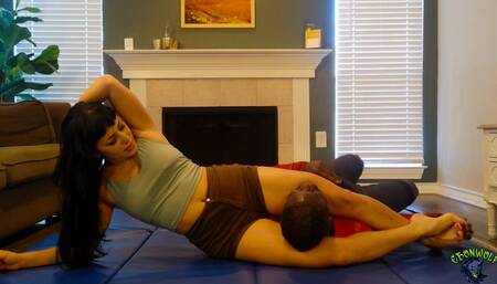 Sushii Xhyvette's New Toy