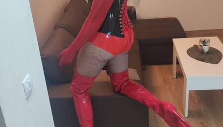 Dominatrix Tania plays with her submissive