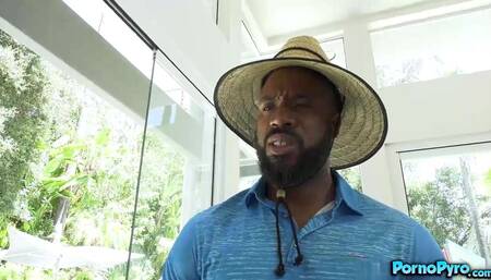 Milf Savannah Bond Bangs BBC Poolguy