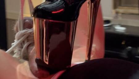 worship my feet and high heels female domination cruch your dick