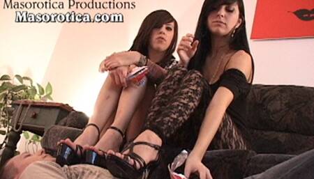 Lesbians Cuckold 28 (HD)