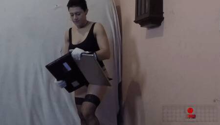 Notebook destroyed MP4 4K CAM 1